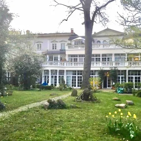 Apartment Koethen Zentrum Mit Park Am Europa Radweg *